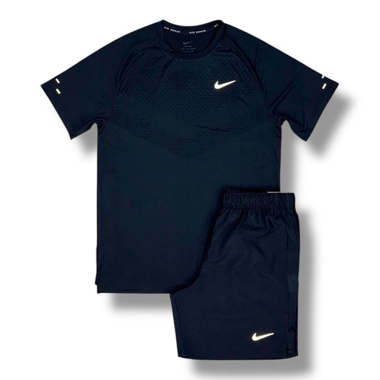 NIKE - ADV STRIDE SET - BLACK