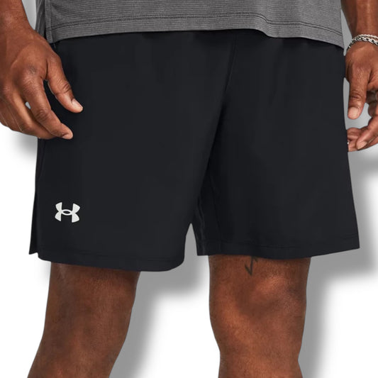 UNDER ARMOUR - LAUNCH SHORTS - BLACK