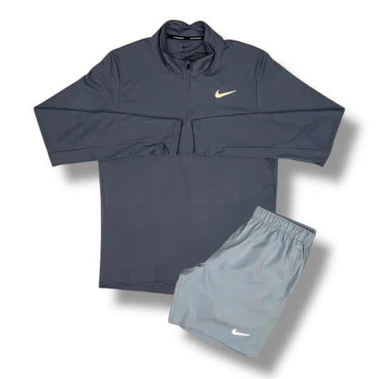 NIKE - PERFORMANCE 1/2 ZIP SET - GREY