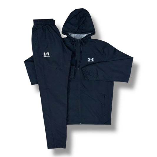 UNDER ARMOUR - WOVEN TRACKSUIT - BLACK